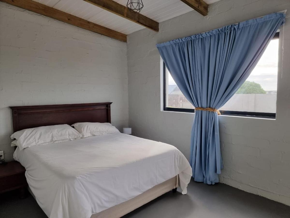 Rustic Hill Apartment Langebaan Exterior photo