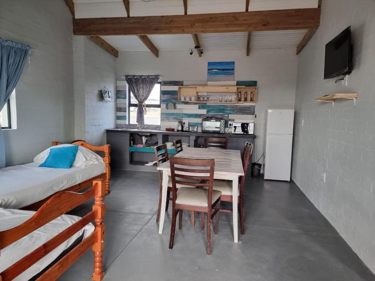Rustic Hill Apartment Langebaan Exterior photo